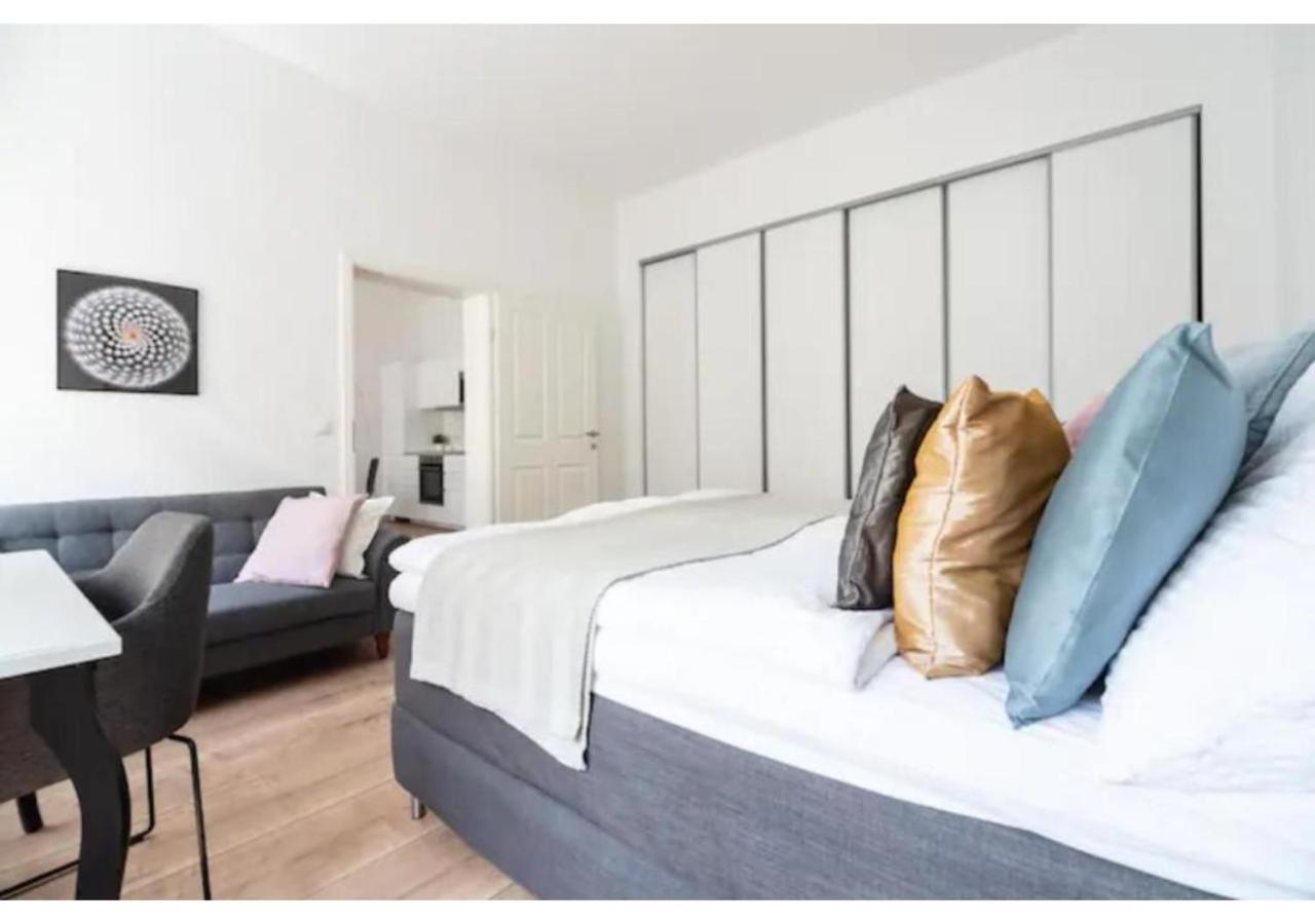 Luxurious And Bright, 5 Min To City Center Leilighet Wien Eksteriør bilde
