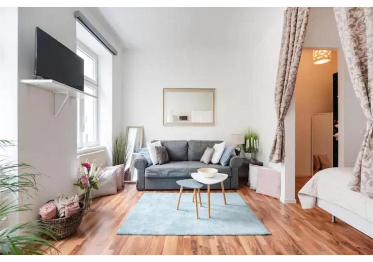 Luxurious And Bright, 5 Min To City Center Leilighet Wien Eksteriør bilde