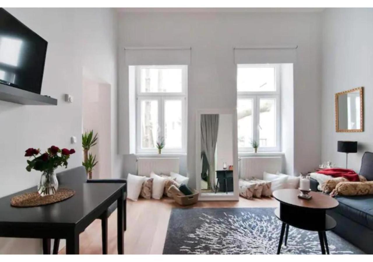 Luxurious And Bright, 5 Min To City Center Leilighet Wien Eksteriør bilde