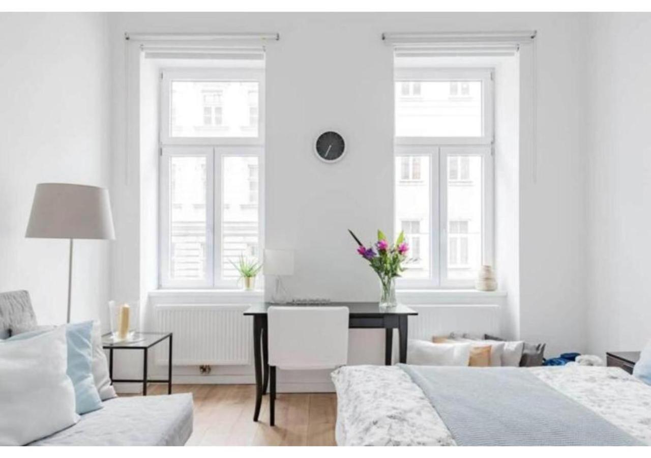 Luxurious And Bright, 5 Min To City Center Leilighet Wien Eksteriør bilde