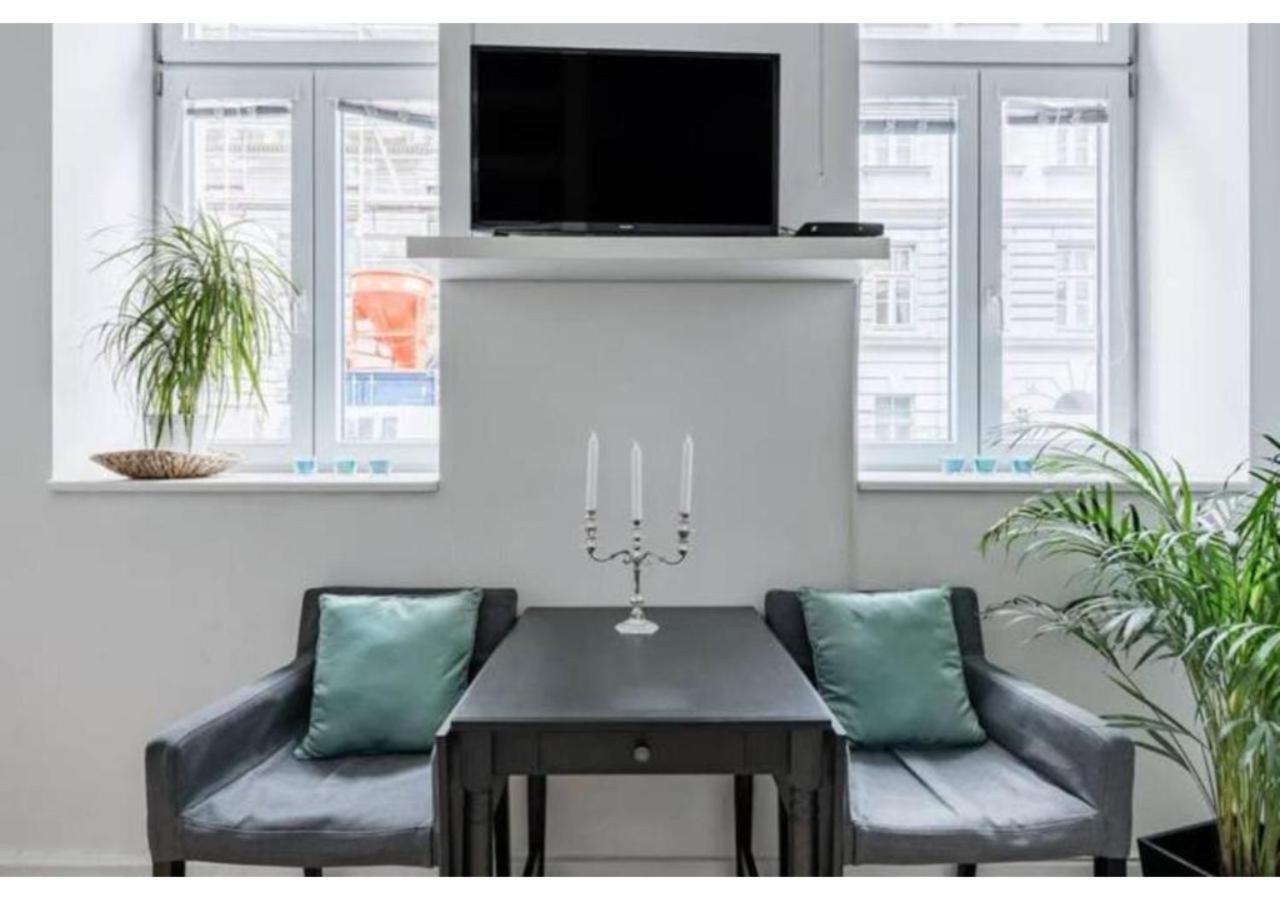 Luxurious And Bright, 5 Min To City Center Leilighet Wien Eksteriør bilde