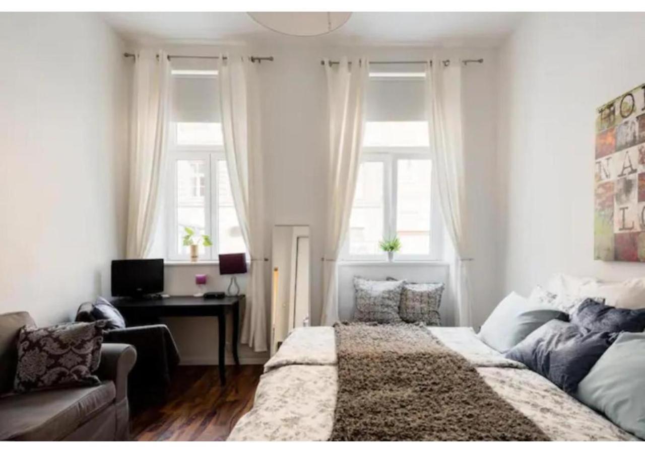 Luxurious And Bright, 5 Min To City Center Leilighet Wien Eksteriør bilde