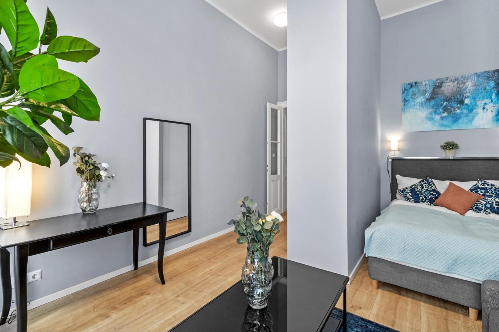 Luxurious And Bright, 5 Min To City Center Leilighet Wien Eksteriør bilde
